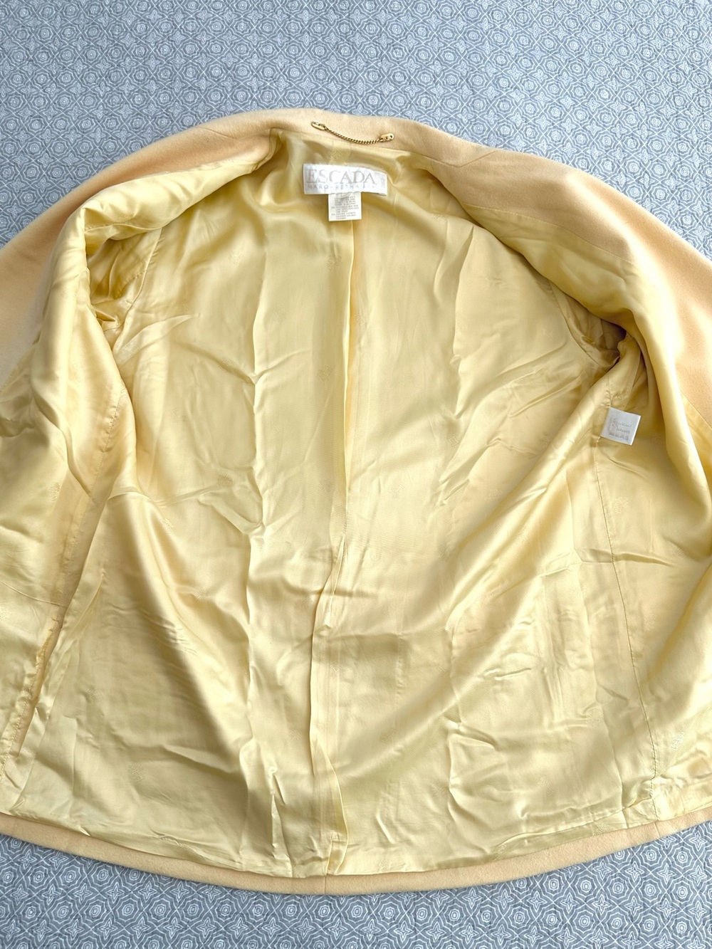 ESCADA Margaretha Ley Vintage Butter Yellow Belted Blazer Wool Cashmere 42 / 12 - Picture 14 of 14